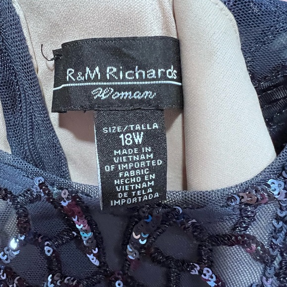 High low hem navy formal gown - Picture 1 of 3